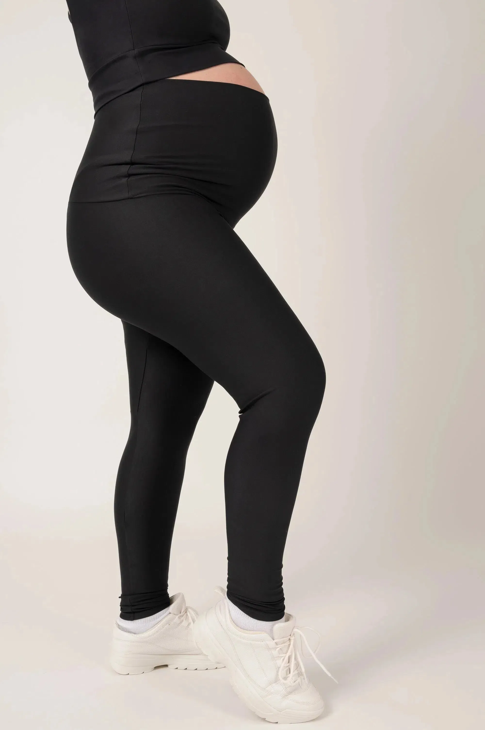 Performance Maternity Leggings - Black