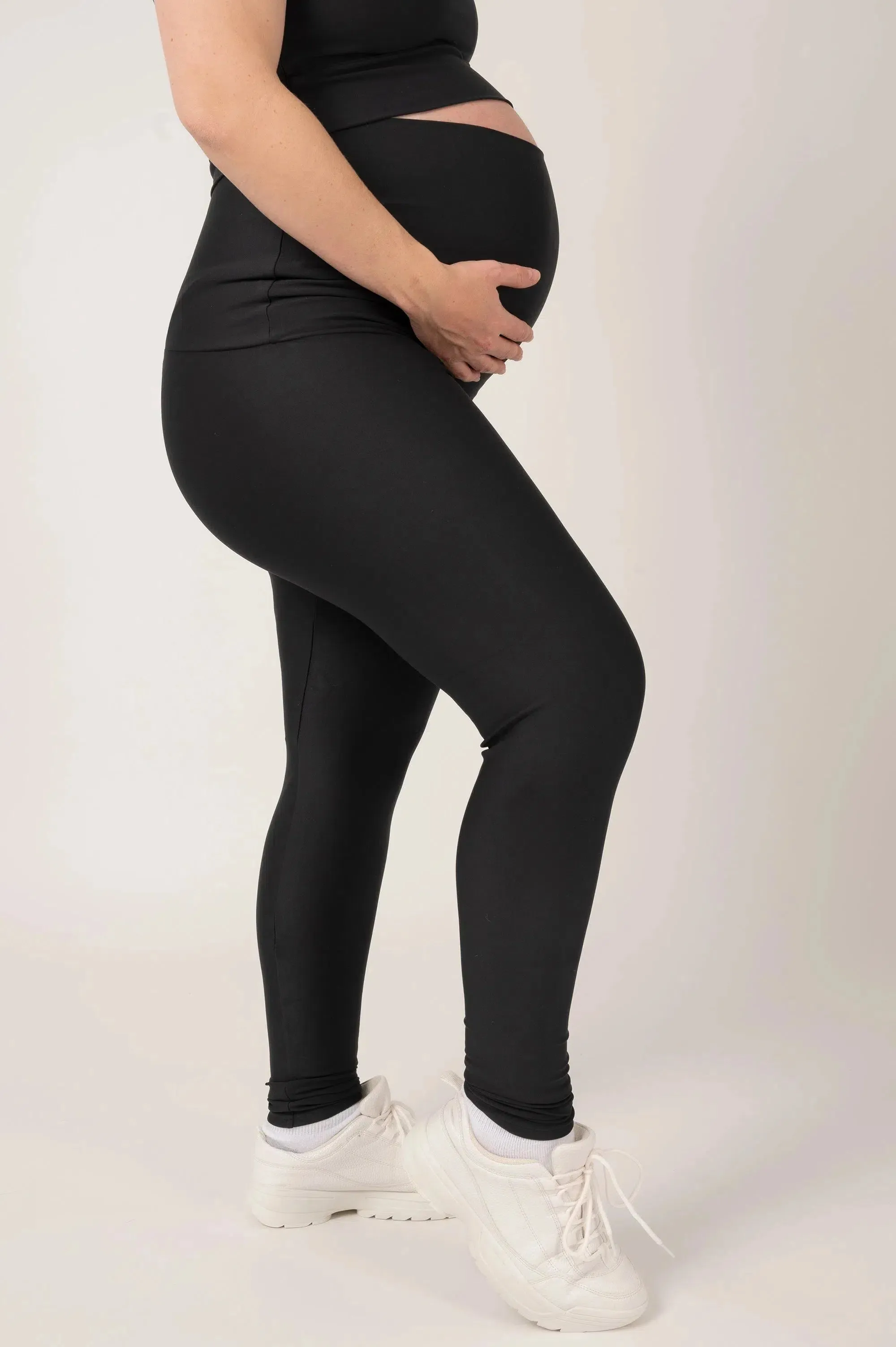 Performance Maternity Leggings - Black